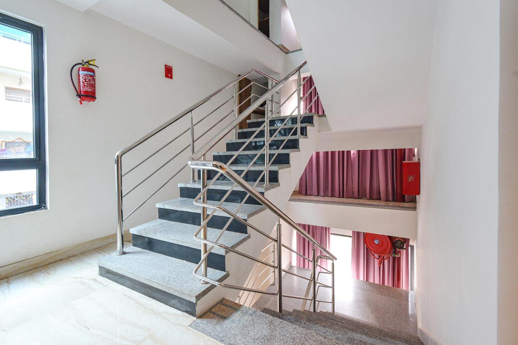 Fabhotel Prime Prowell Apex - Nr Kims Hospital, Hitech City Haiderabad Buitenkant foto
